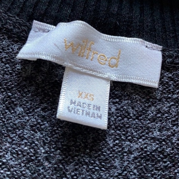 Aritiza Wilfred Berri T-shirt Sweater - Picture 4 of 4